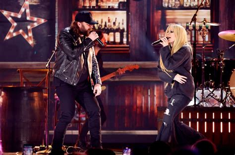 Nate Smith & Avril Lavigne Perform 'Bulletproof' at 2024 ACM Awards