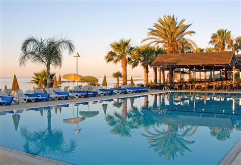 Palm Beach Hotel and Bungalows - Larnaca Hotels in Cyprus | Mercury Holidays