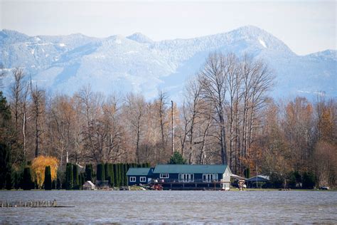 Aerial Video Shows Massive Flooding in Washington State Area - Newsweek