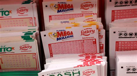 Historic $1.58billion Mega Millions prize won - but lucky Florida ticket holder is facing losing ...