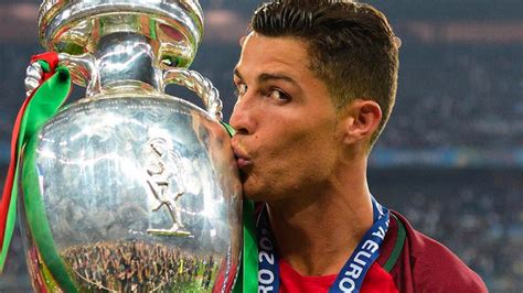 Cristiano Ronaldo makes Instagram history