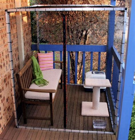 30 Free DIY Catio Plans (DIY Outdoor Cat Enclosure)