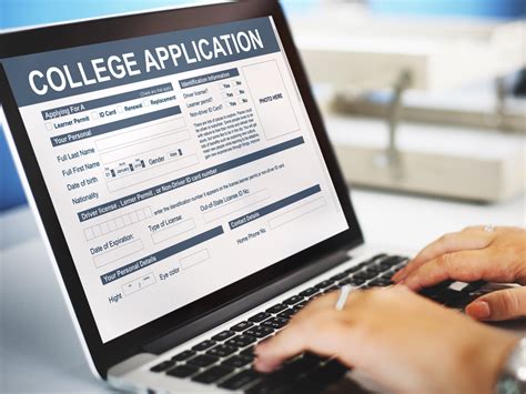 What Are The Deadlines for College Applications? - Online Schools Report