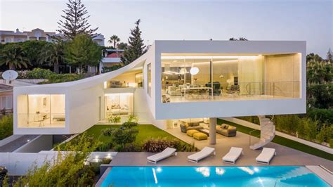 Dorfler House in Lagos, Portugal by Vito|Houses