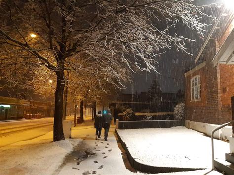 Tasmania snow: Launceston blanketed by snow | The Advertiser