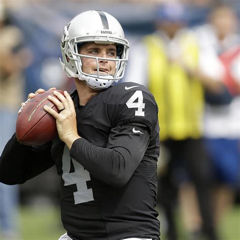 Derek Carr Injury: Updates on Raiders Star's Thumb and Return | News ...