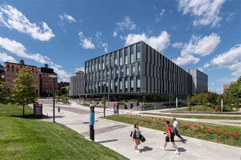 Much Anticipated University of Cincinnati College of Business Opens - Buro Happold