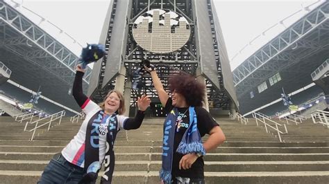 Fans thrilled by OL Reign's playoff return | king5.com