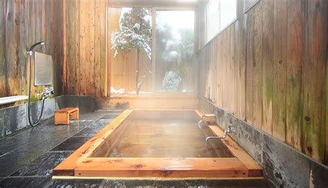 Amazing Hot Springs in Japan | Japanese Guest Houses