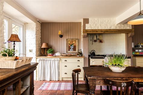 How to create an antique-style kitchen - Country Life