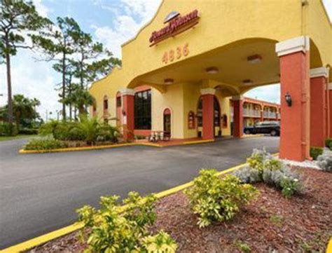 Howard Johnson by Wyndham Lake Front Park Kissimmee Hotel (Orlando (FL)) - Deals, Photos & Reviews