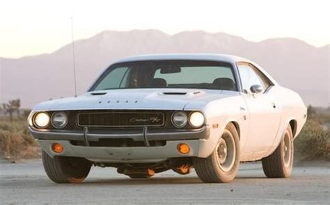 Cinematic cars: 1970 Dodge Challenger R/T from "Vanishing Point" (1971) | Motoring Con Brio ...