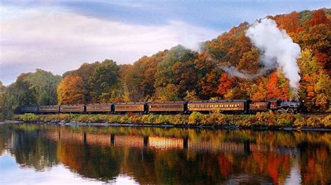 8 fall foliage train rides you need to take this season | Scenic train ...