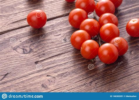 Fresh Ripe Garden Tomatoes on Wooden Table. Side View with Copy Space ...