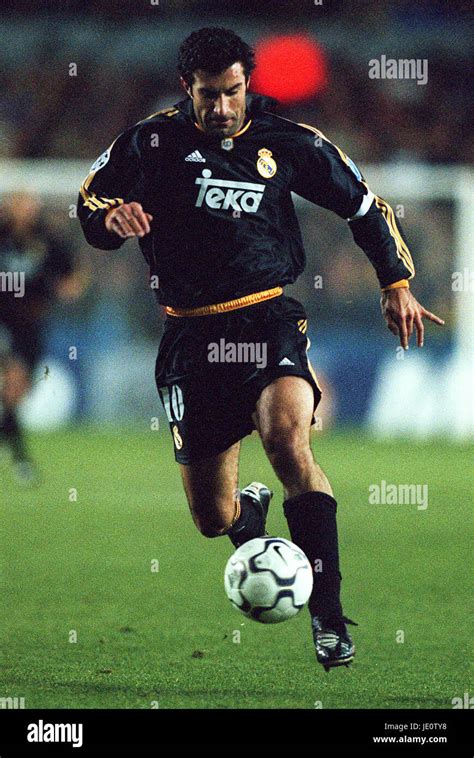 LUIS FIGO REAL MADRID LEEDS ELLAND ROAD 22 November 2000 Stock Photo ...