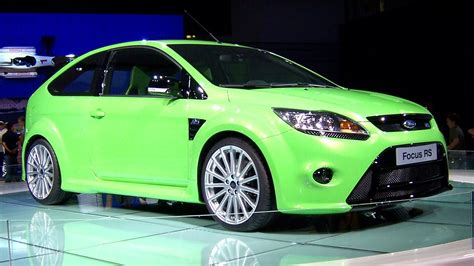 File:Green Ford Focus RS (BIMS08-2).jpg - Wikimedia Commons