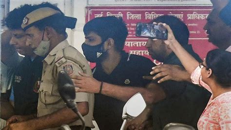 Delhi Court extends police custody of Lawrence Bishnoi for 5 days, to ...