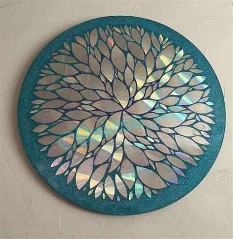 Wall decor ideas | Cd wall art, Old cd crafts, Mosaic art