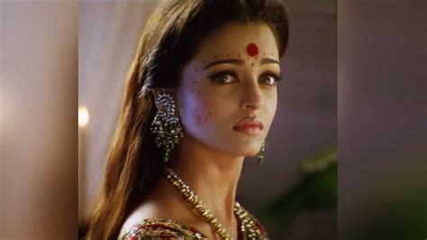 Aishwarya Rai Bachchan celebrates 20 Years of Devdas with a photo of ...