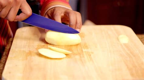 How to Cut a Potato Allumette Style - YouTube