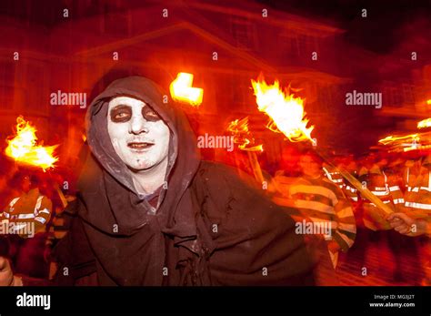 Lewes bonfire night parade Stock Photo - Alamy