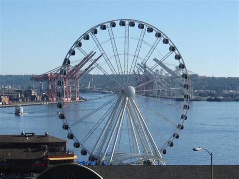 Seattle Waterfront's Ferris Wheel | Seattle waterfront, Ferris wheel, Ferris