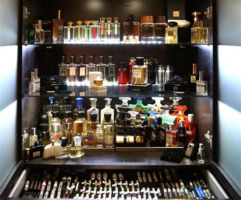 8 best Perfume storage images on Pinterest | Perfume display, Bathroom ...