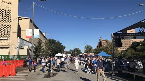 Kansas City's Country Club Plaza gears up for 92nd annual Plaza Art Fair