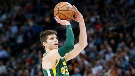 NBA’s Kyle Korver writes on his struggle with white privilege and calls ...