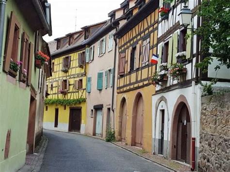 Alsace Experiences: Colorful villages filled with flowers - Slow Travel Tours