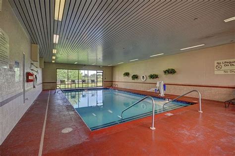 Hampton Inn Indianapolis South Pool Pictures & Reviews - Tripadvisor