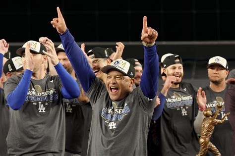 Dodgers 2024 World Series parade: Day, time and route location - Los Angeles Times