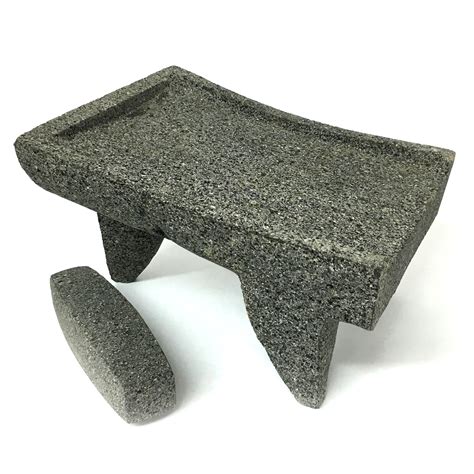 Mexican Cooking Utensils: Metate and Molcajete | Vera Mexicana