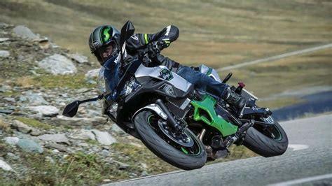 Kawasaki Ninja 7 Hybrid Review - Motorcycle Marvels