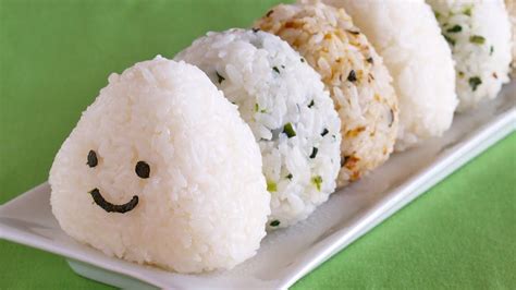 How to Make Onigiri (Japanese Rice Balls Recipe) | OCHIKERON | Create Eat Happy :) - YouTube ...