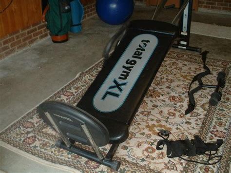 TOTAL GYM EXERCISE EQUIPMENT XL Like New | Buya