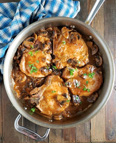 Creamy Mushroom Pork Chops - Frugal Hausfrau