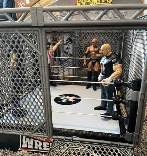 WWE Wrekkin’ Collision Cage (Steel Cage) Toy Review – Toy Reviews By Dad