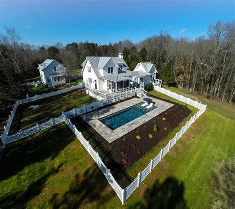 A Modern Farmhouse For Sale in North Carolina (Hooked on Houses ...