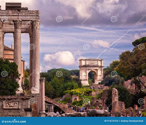 The Arch of Titus in Roman Forum, Rome, Italy Editorial Stock Image ...