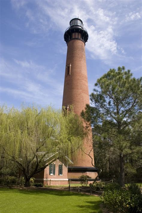 6 Things Not To Miss At This Outer Banks Lighthouse | Currituck Beach Lighthouse