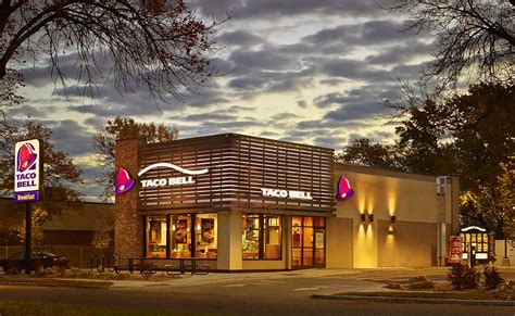 Taco Bell Restaurant Architecture & Interiors | PlanForce Group