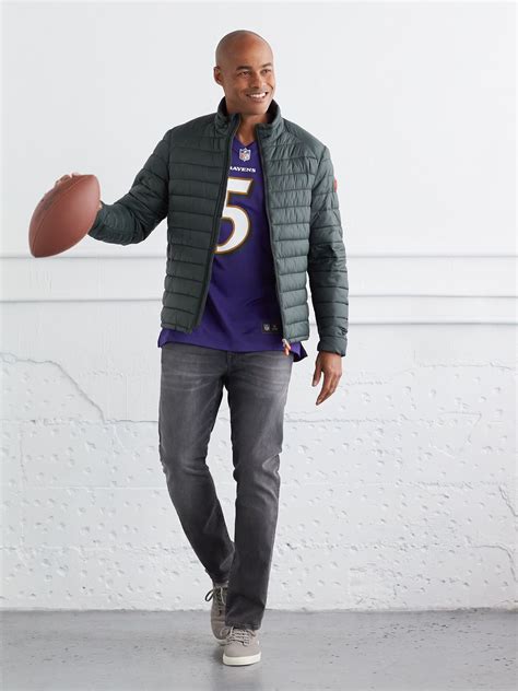 The Football Jersey Style Playbook | Nfl outfits, Gameday outfit ...