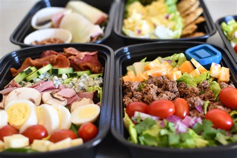 5 Easy Keto Lunch Meal Prep Ideas & Recipes | Hip2Keto