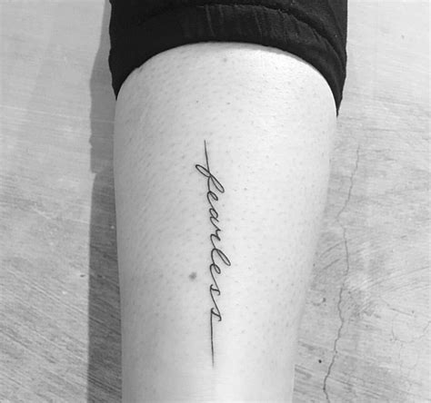 My tattoo " Fearless " | Tatuajes minimalistas, Tatuaje pequeño de elefante, Tatuajes femeninos