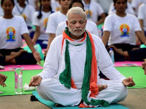 On Yoga Day, PM Modi to perform asanas with 60,000 enthusiasts in Dehradun, Uttarakhand ...