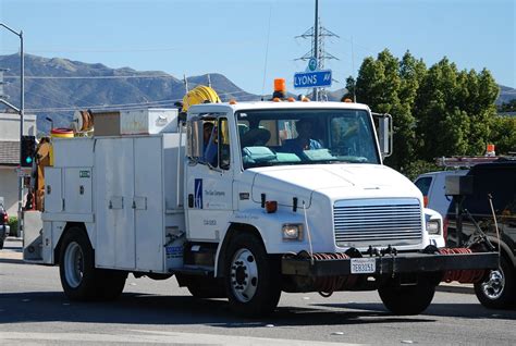 THE GAS COMPANY - FREIGHTLINER UTILITY TRUCK | Navymailman | Flickr