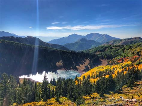 Autumn comes to the Wasatch mountains — Desolation Lake from the Wasatch Crest trail. : r ...