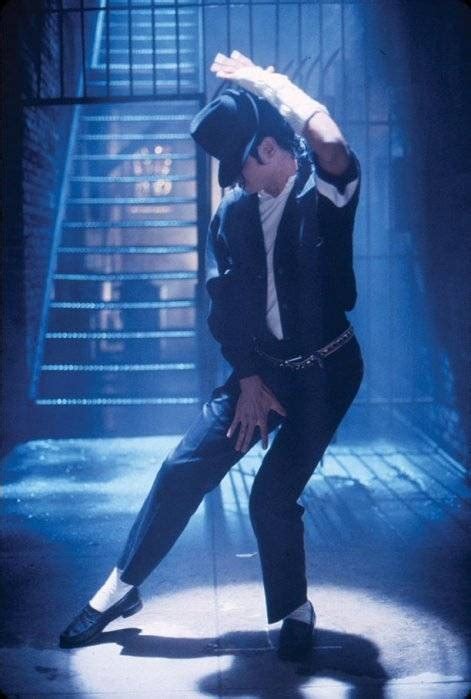 Michael Jackson, Black or White, Panther Dance | Michael jackson dance ...