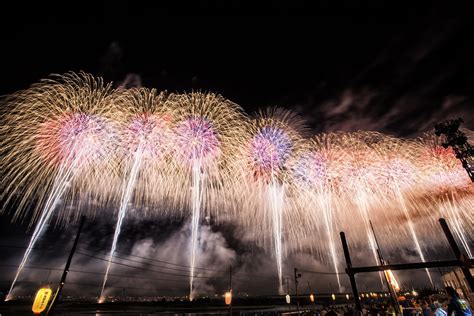 Nagaoka Fireworks Festival - GaijinPot Travel